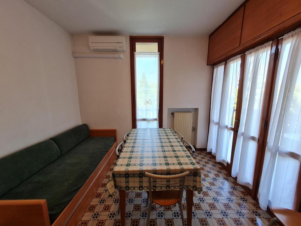 Easy Apartments Peschiera Пескьера-дель-Гарда Экстерьер фото