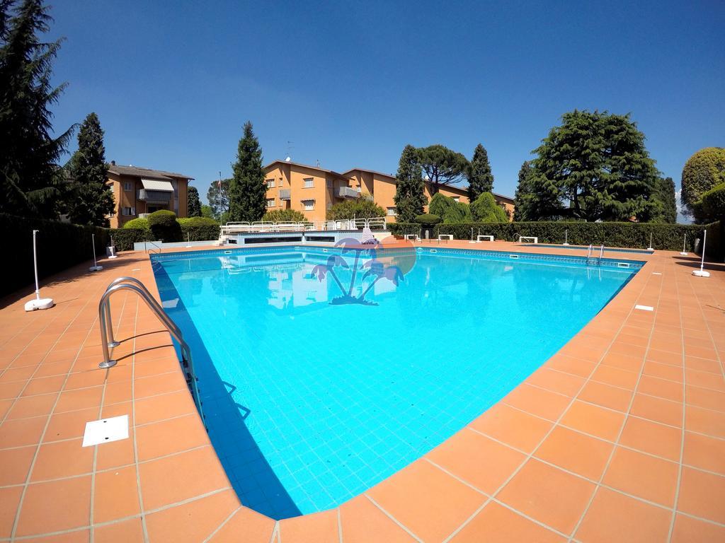 Easy Apartments Peschiera Пескьера-дель-Гарда Экстерьер фото